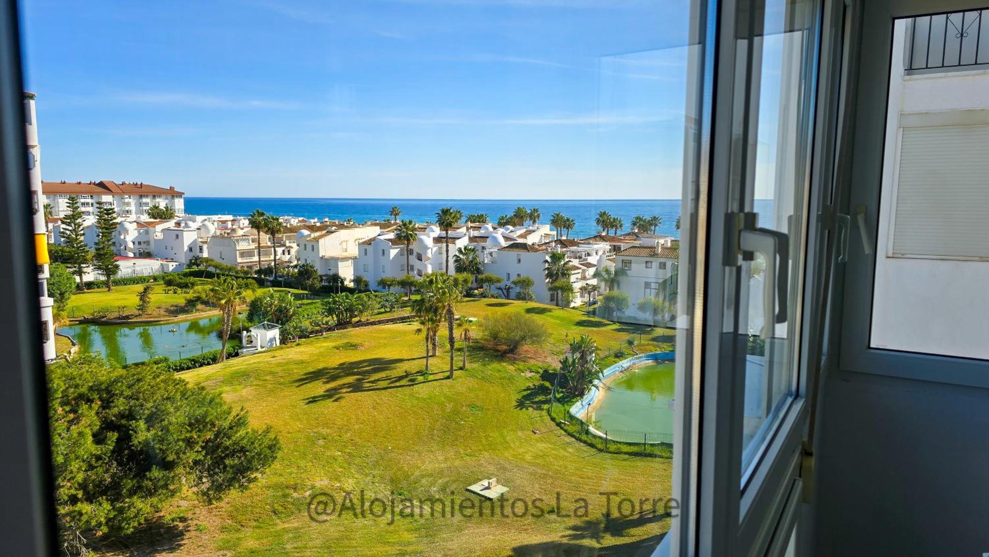 Laguna Beach Premium - Alojamientos La Torre Торокс Екстериор снимка